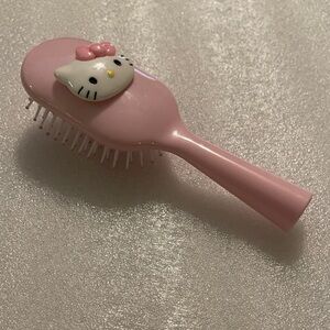 SANRIO FOR HELLO KITTY FULL SIZE DETANGLING BRUSH (JAPAN) NWT